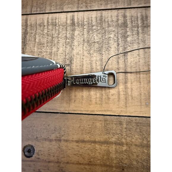 Loungefly Star Wars Wallet Womens Incinerator Trooper Zip Around Faux Leather - Picture 5 of 7